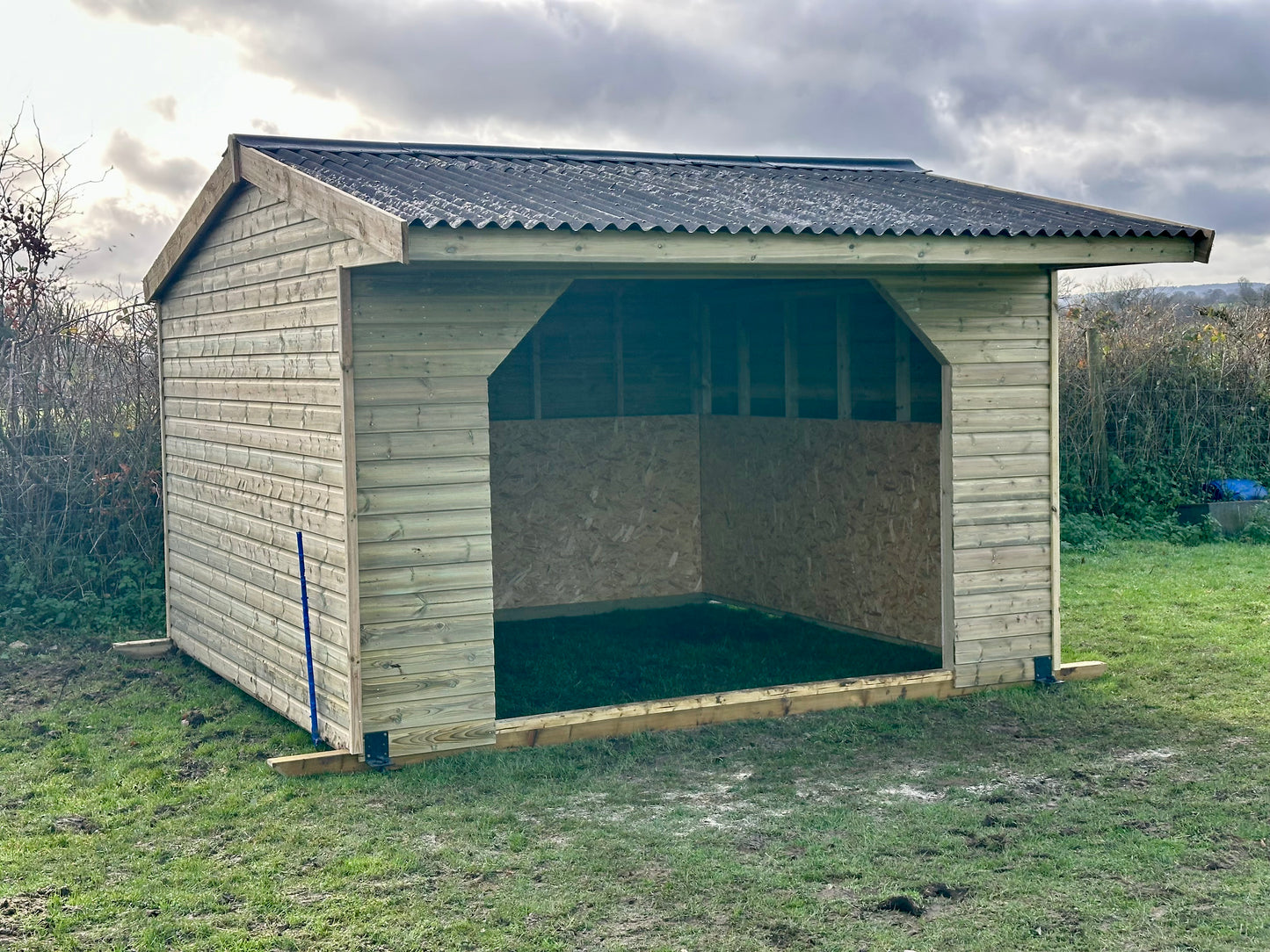 Single Field Shelter